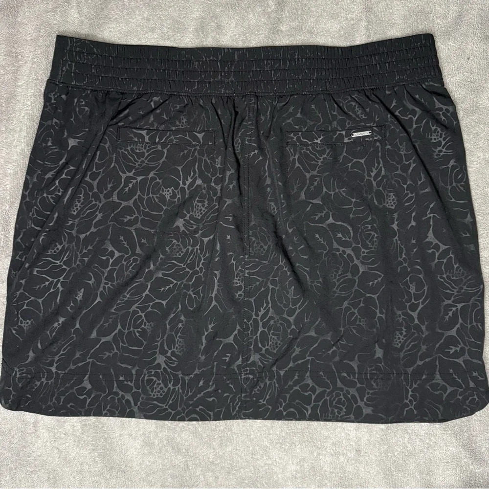 Orvis Women's Embossed‎ Pull-On Travel Skort XL - Picture 3 of 8